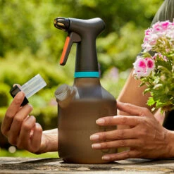 Gardena Pump Sprayer 1 Ltr 18 Gardena Pump Sprayer 1 Ltr -XIKI Garden Shop GSPUMS15