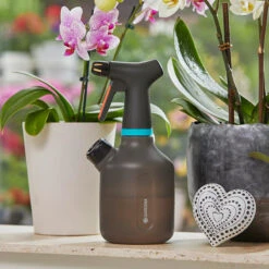 Gardena Pump Sprayer 1 Ltr 24 Gardena Pump Sprayer 1 Ltr -XIKI Garden Shop GSPUMS8