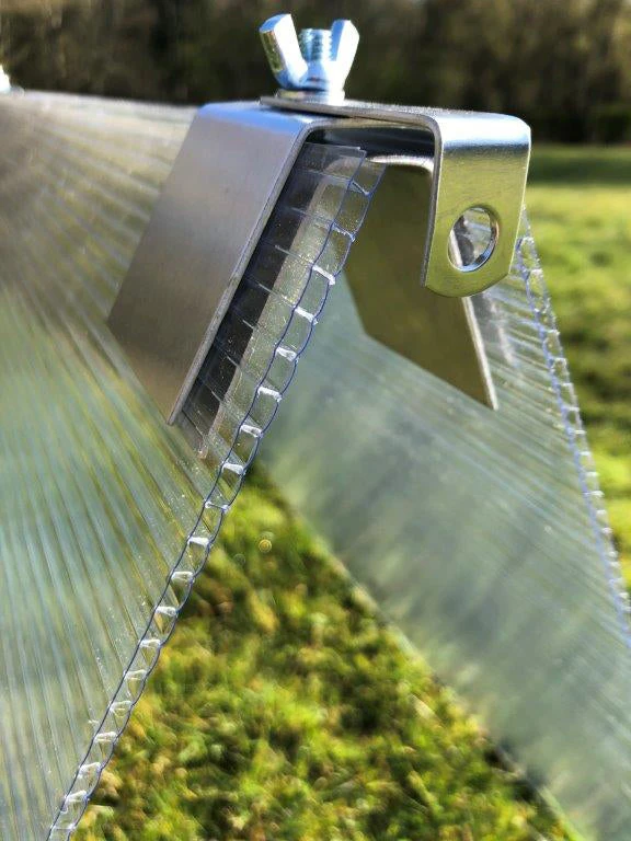 Super Cloche Clips 1 Super Cloche Clips