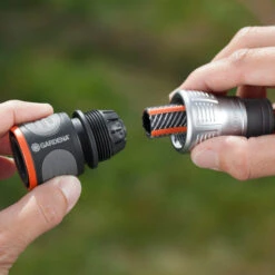 Gardena Premium Metal Hose Connector 25 Gardena Premium Metal Hose Connector -XIKI Garden Shop gsphoco5