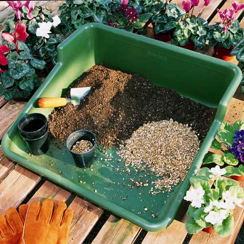 Potting Tidy 1 Potting Tidy