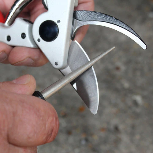 2 In 1 Tool Sharpener 2 2 In 1 Tool Sharpener - Image 2