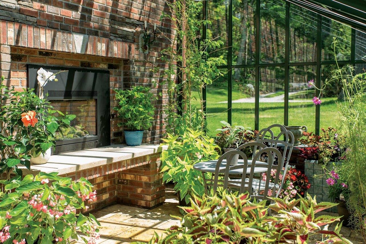 Front Page 1 Front Page -XIKI Garden Shop Hartley lean to glasshouse D